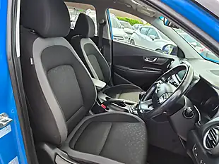 Used 2018 Hyundai Kona Premium Blue - Interior and Exterior details 7