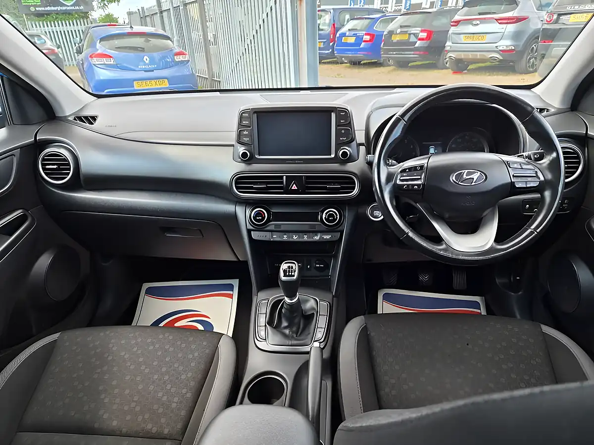 Used 2018 Hyundai Kona Premium Blue - Interior and Exterior details 9