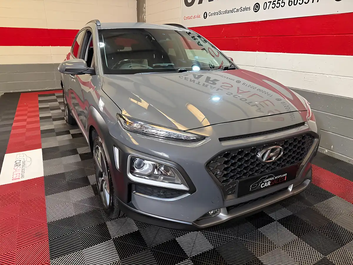 Used 2018 Hyundai Kona Premium Se Grey - Interior and Exterior details 5