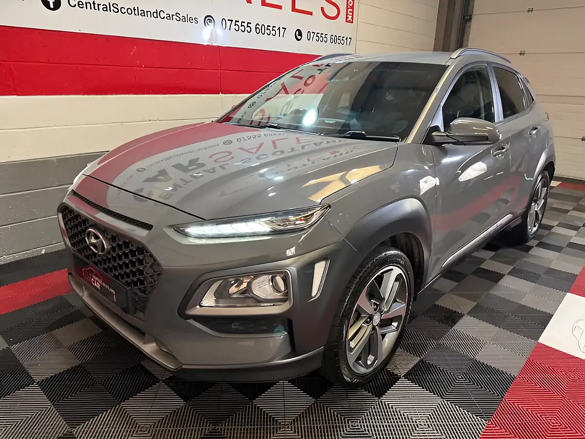 Used 2018 Hyundai Kona Premium Se Grey - Interior and Exterior details 6
