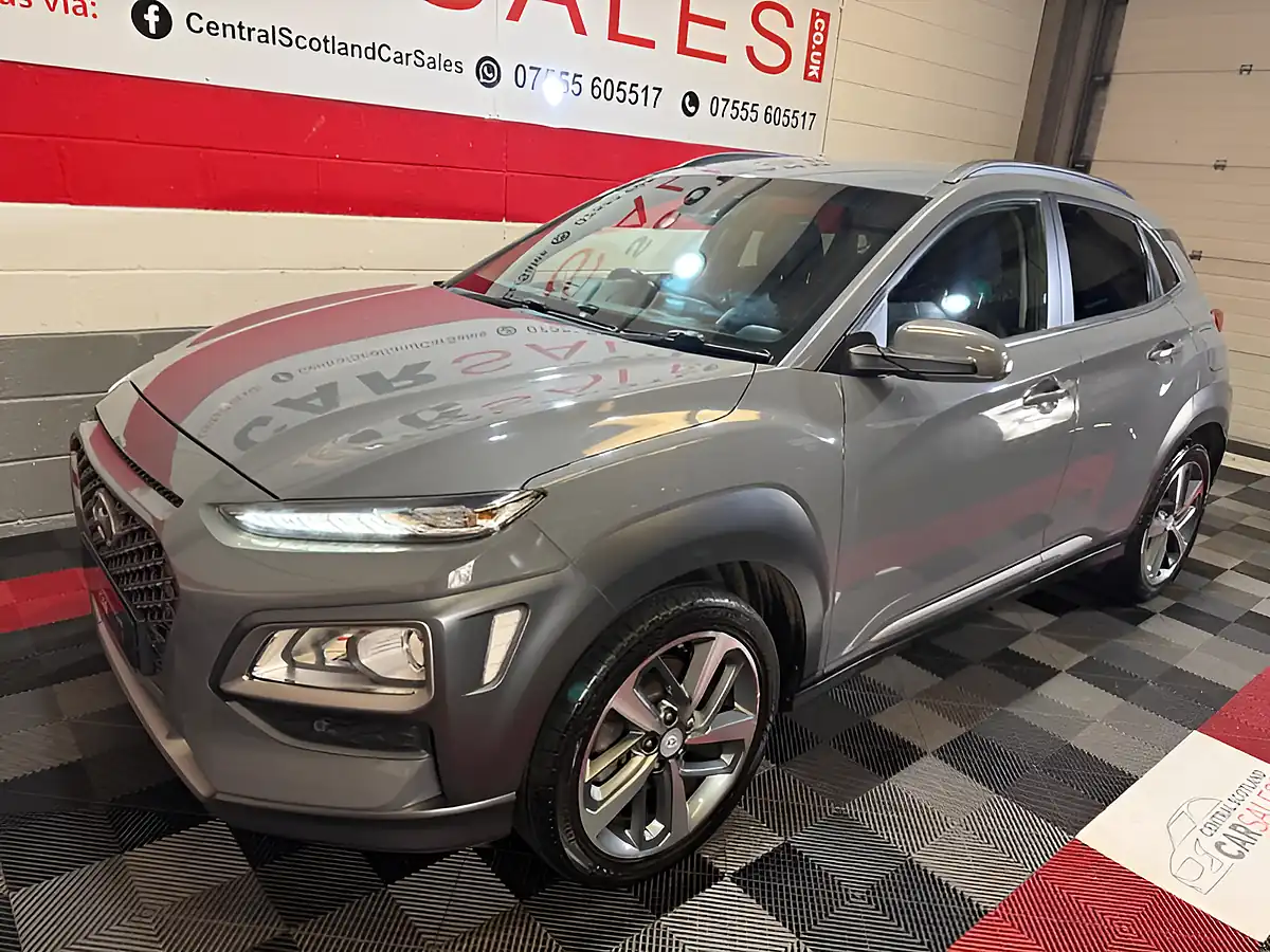 Used 2018 Hyundai Kona Premium Se Grey - Interior and Exterior details 7
