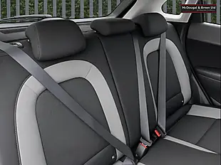 Used 2018 Hyundai Kona Premium White - Interior and Exterior details 15