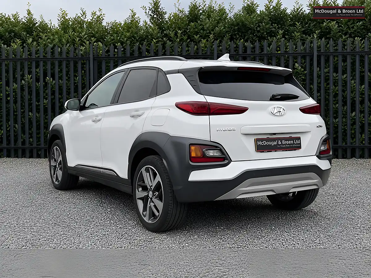 Used 2018 Hyundai Kona Premium White - Interior and Exterior details 3