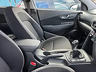 Used 2018 Hyundai Kona Se Blue Drive White - Interior and Exterior details 20