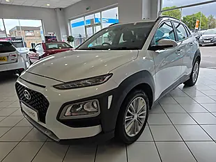Used 2018 Hyundai Kona Se Blue Drive White - Interior and Exterior details 3