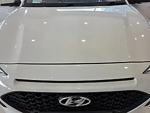 Used 2018 Hyundai Kona Se Blue Drive White - Interior and Exterior details 5