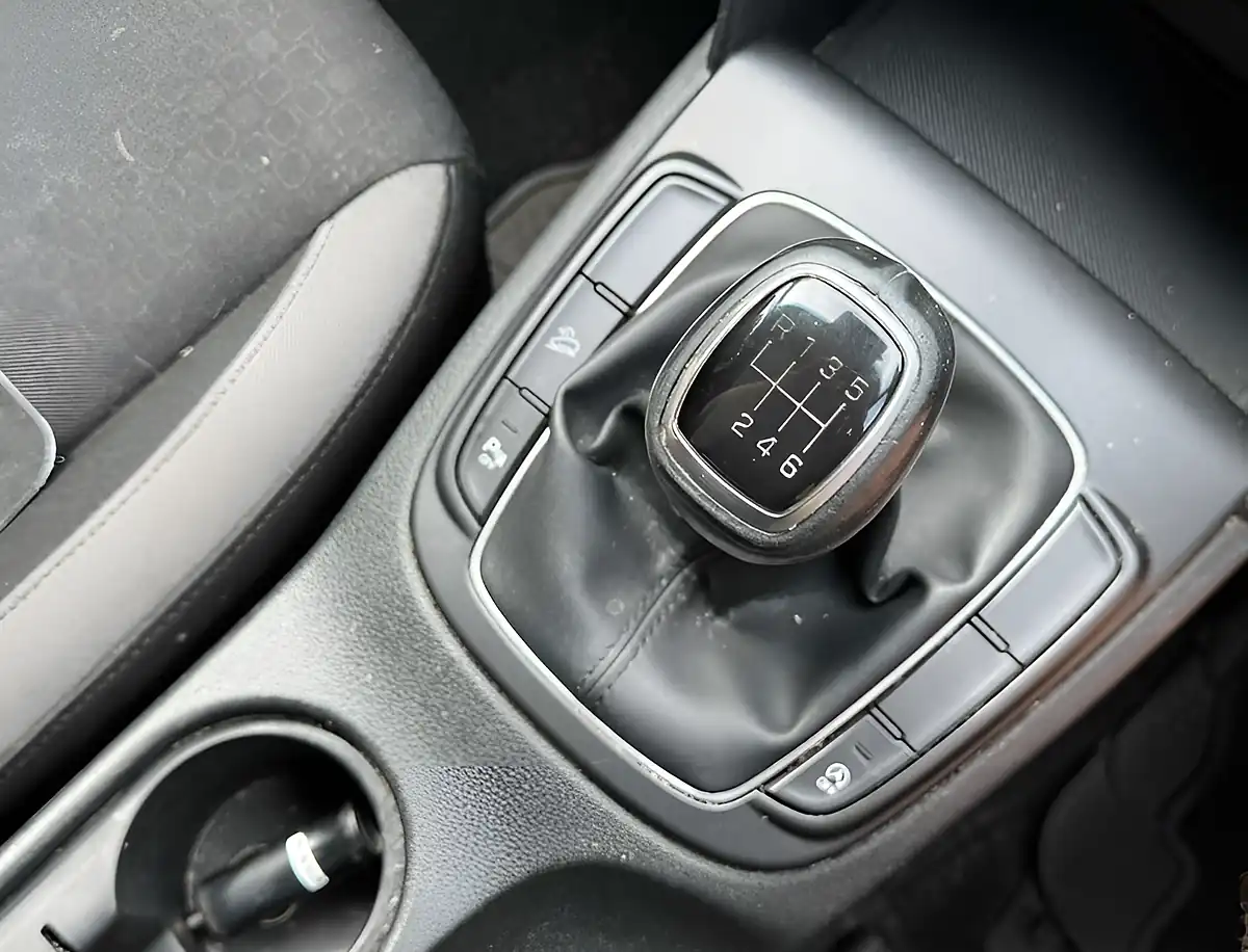 Used 2018 Hyundai Kona Se Dark Knight - Interior and Exterior details 17