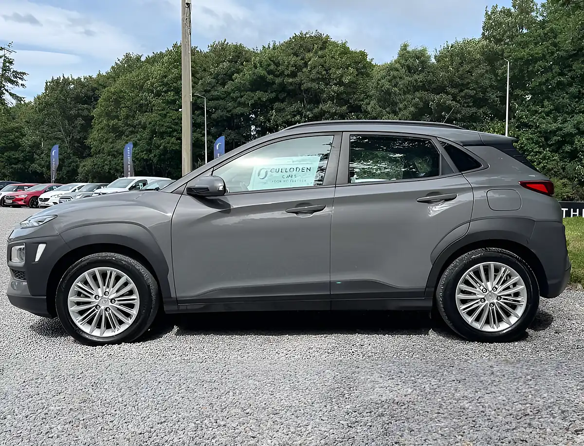 Used 2018 Hyundai Kona Se Dark Knight - Interior and Exterior details 6
