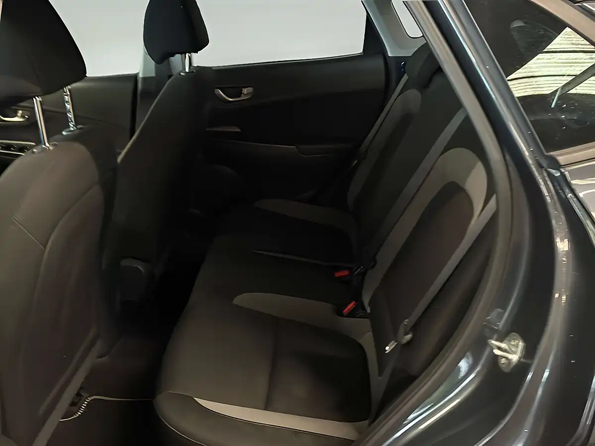 Used 2018 Hyundai Kona Se Dark Knight - Interior and Exterior details 7