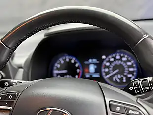 Used 2018 Hyundai Kona Se Orange - Interior and Exterior details 14