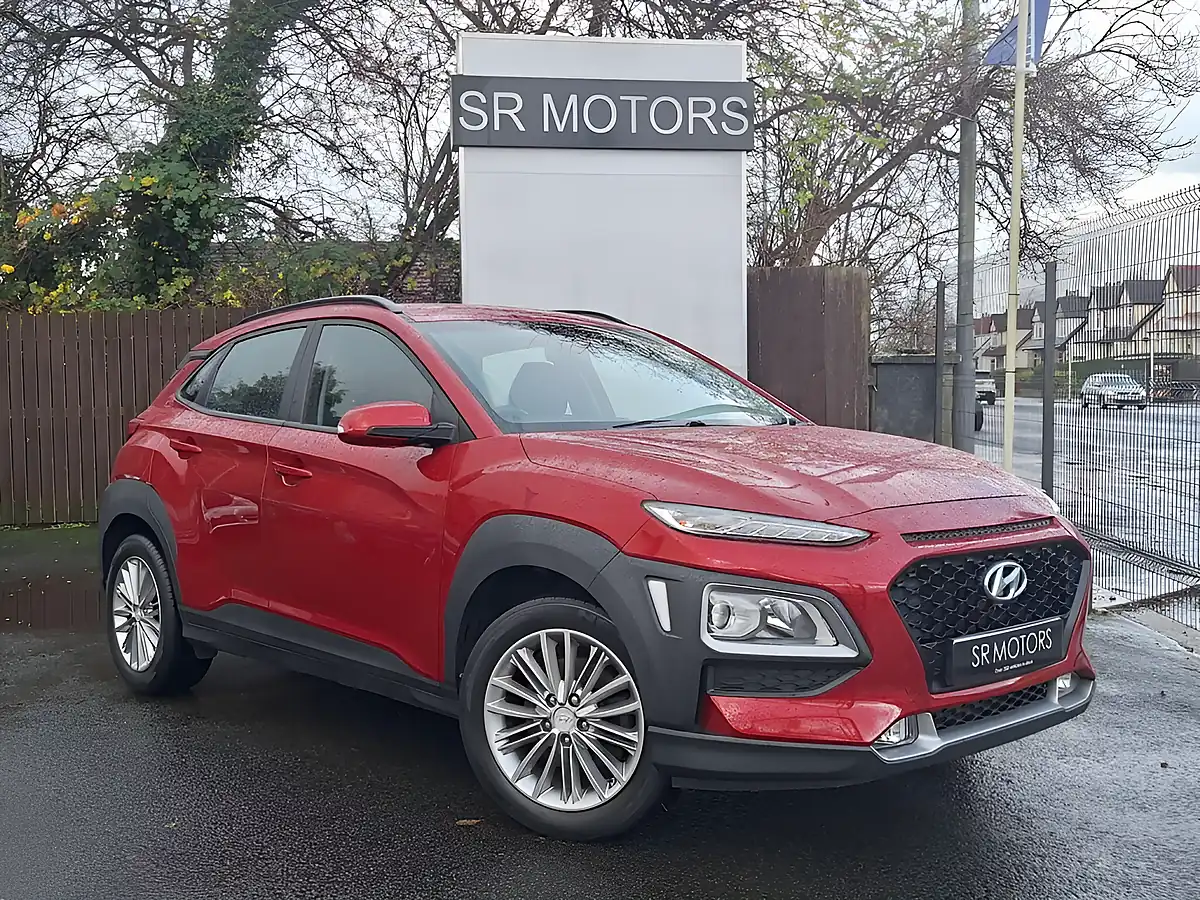 Used 2018 Hyundai Kona Se Red - Front View