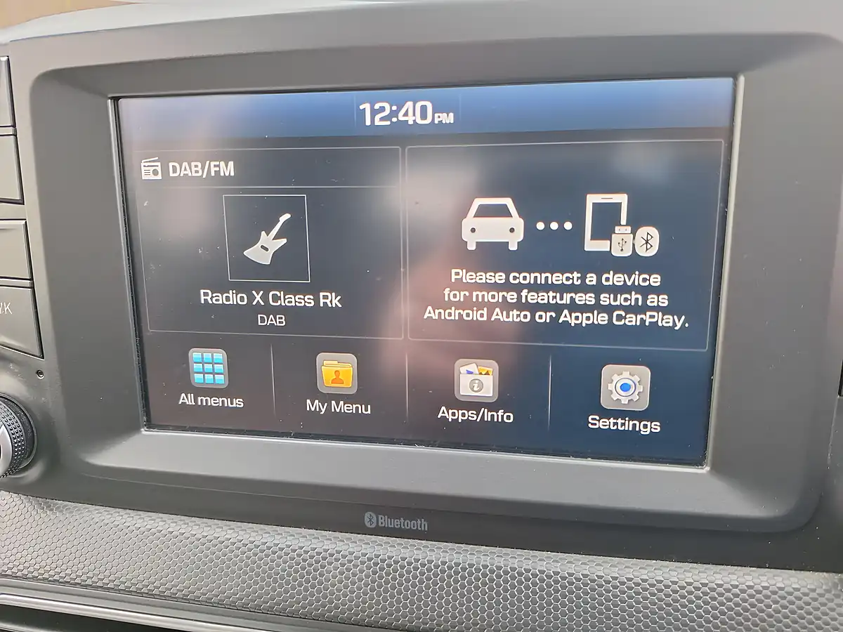 Used 2018 Hyundai Kona Se Red - Interior and Exterior details 17