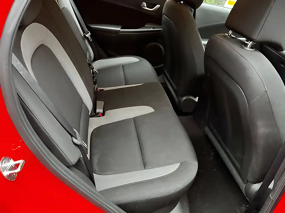 Used 2018 Hyundai Kona Se Tangerine Comet - Interior and Exterior details 18