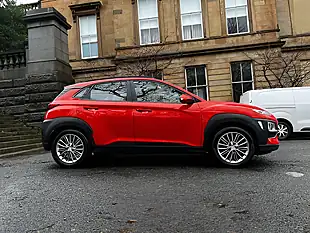 Used 2018 Hyundai Kona Se Tangerine Comet - Interior and Exterior details 6
