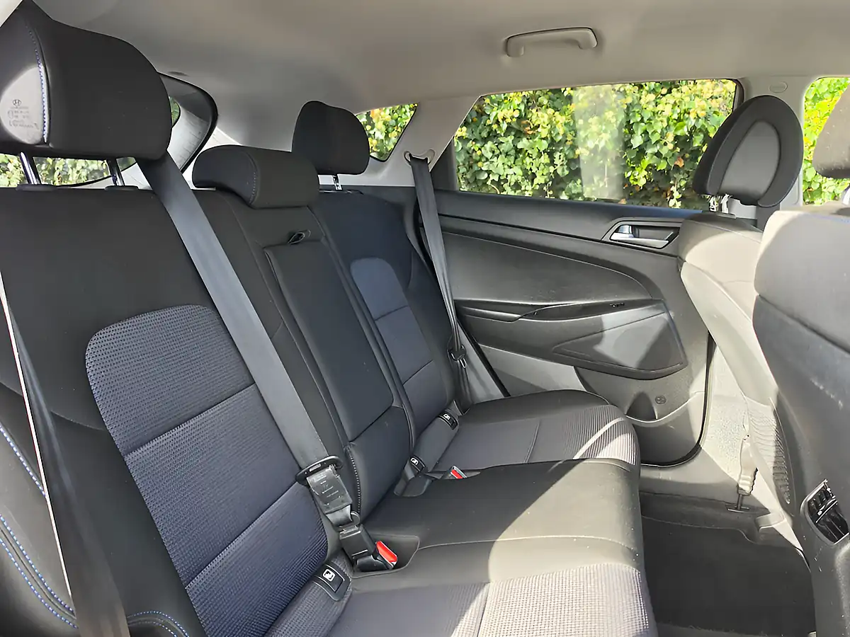 Used 2018 Hyundai Tucson Blue Drive Se White - Interior and Exterior details 12
