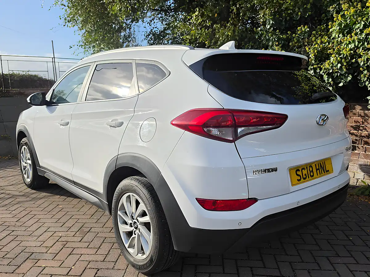 Used 2018 Hyundai Tucson Blue Drive Se White - Interior and Exterior details 5