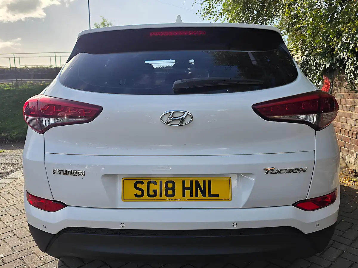 Used 2018 Hyundai Tucson Blue Drive Se White - Interior and Exterior details 6