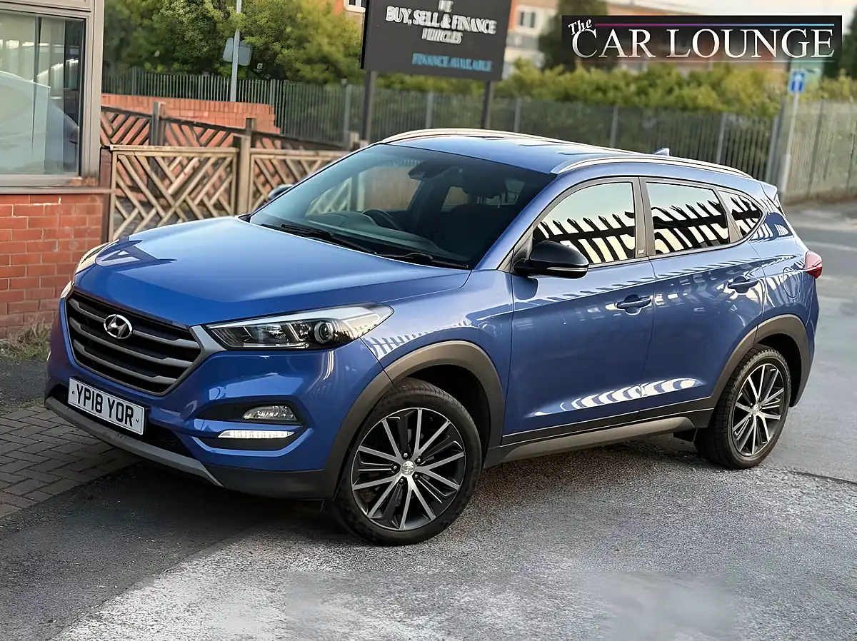 Used 2018 Hyundai Tucson Go! Se Blue - Front View