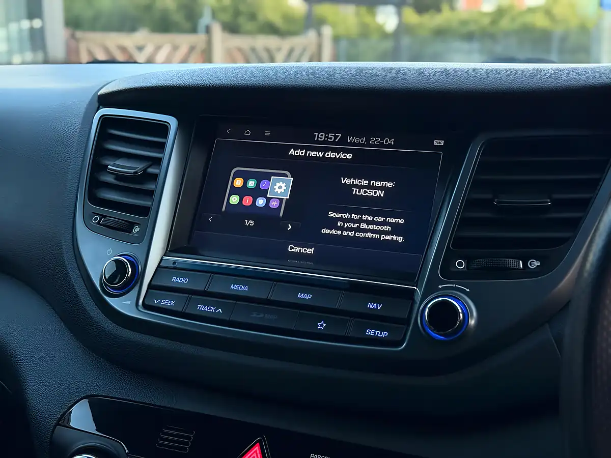 Used 2018 Hyundai Tucson Go! Se Blue - Interior and Exterior details 18
