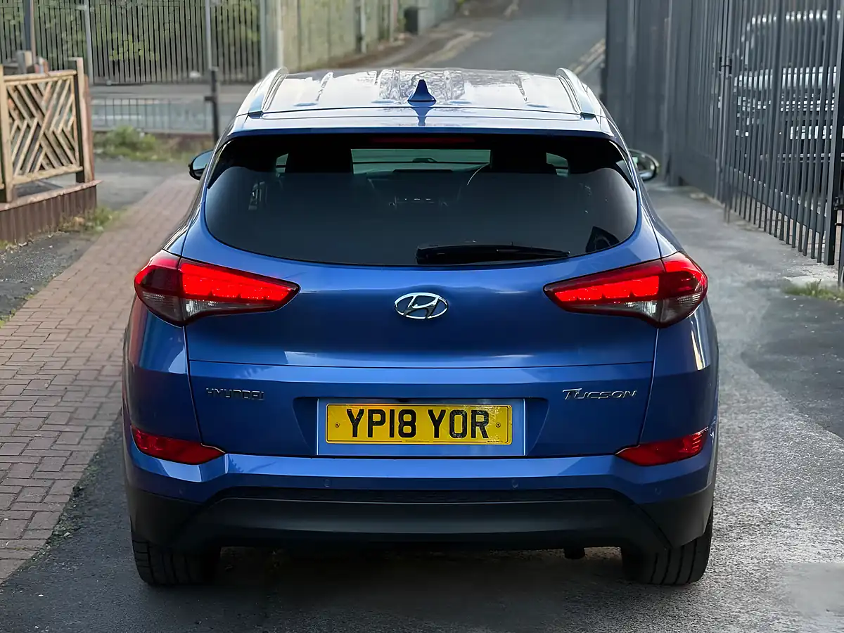 Used 2018 Hyundai Tucson Go! Se Blue - Interior and Exterior details 6