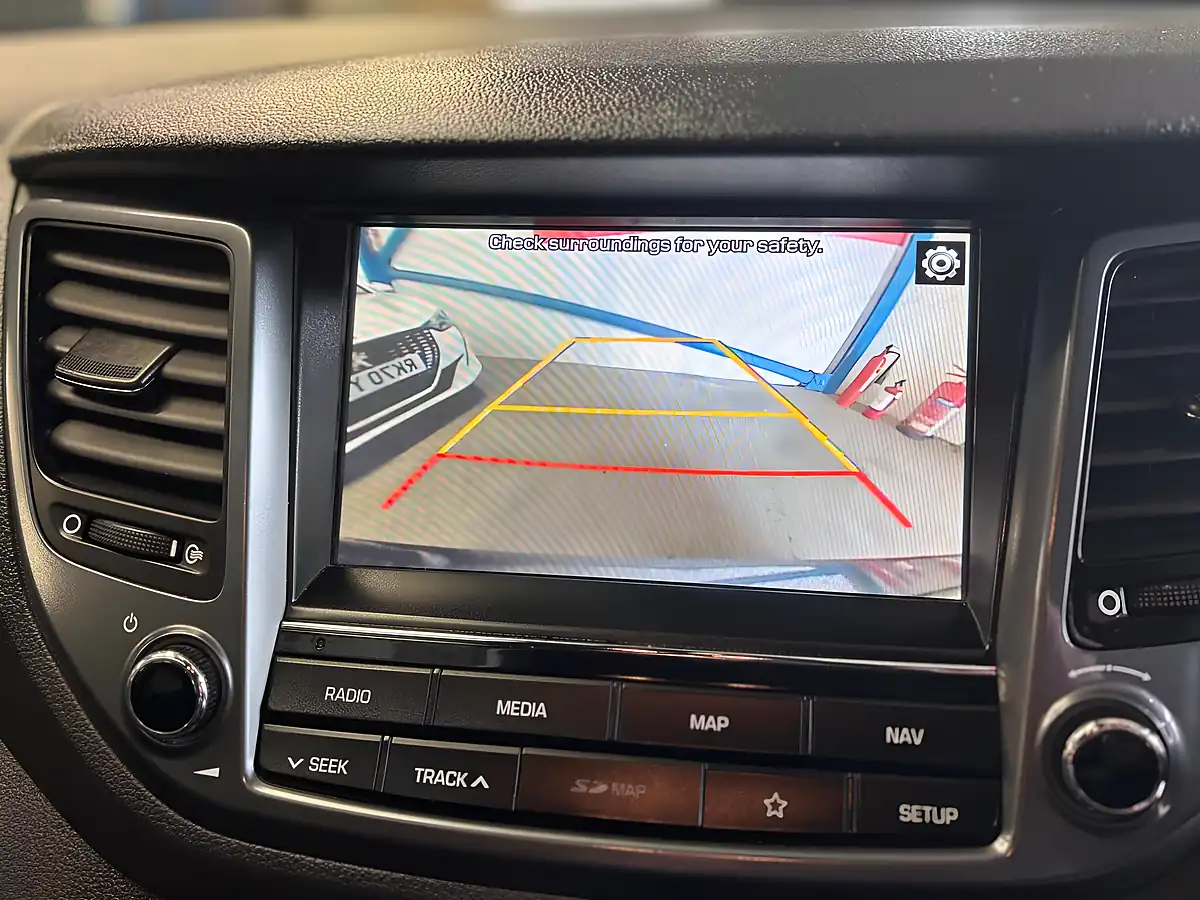 Used 2018 Hyundai Tucson Go! Se Grey - Interior and Exterior details 6
