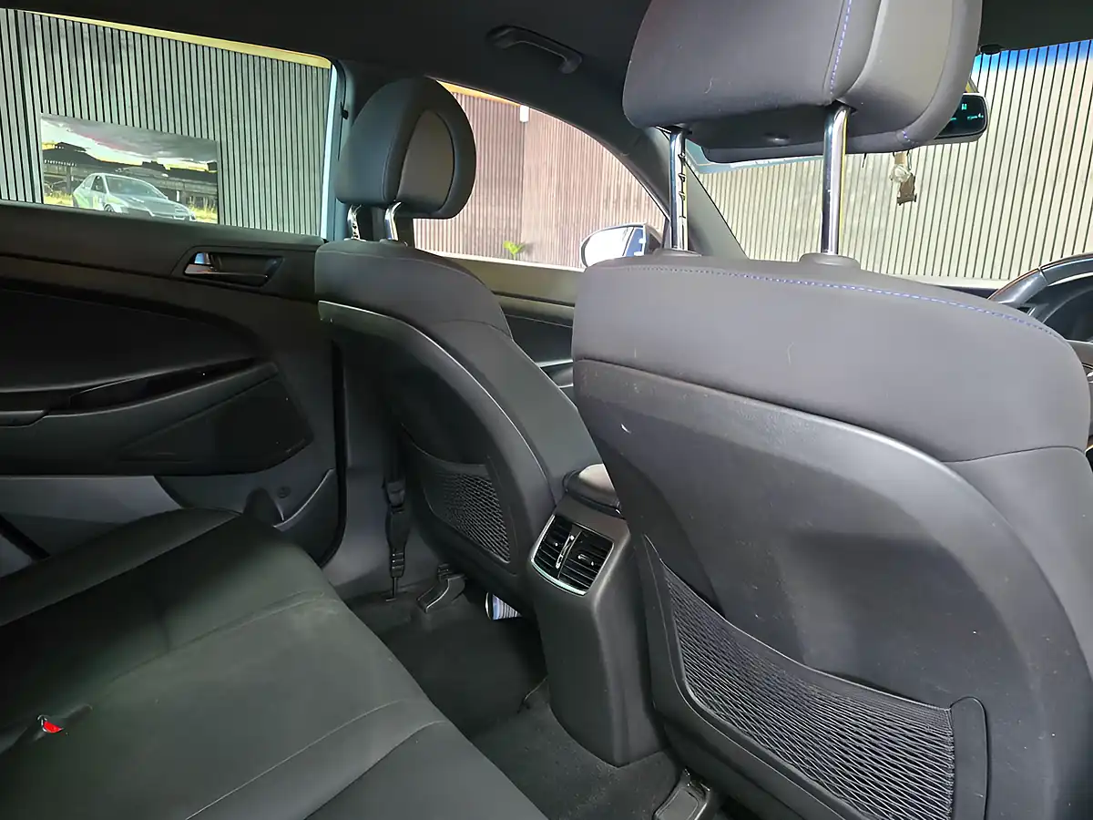 Used 2018 Hyundai Tucson Go! Se White - Interior and Exterior details 20