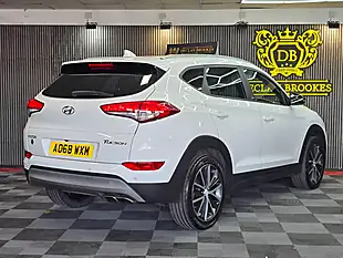 Used 2018 Hyundai Tucson Go! Se White - Interior and Exterior details 3