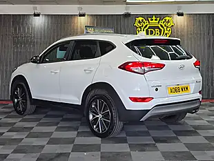 Used 2018 Hyundai Tucson Go! Se White - Interior and Exterior details 5