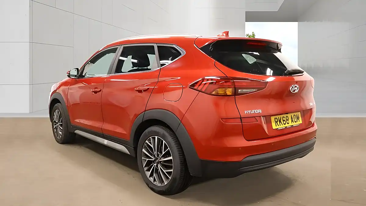 Used 2018 Hyundai Tucson Premium Red - Interior and Exterior details 5