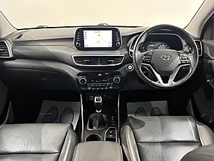 Used 2018 Hyundai Tucson Premium White - Interior and Exterior details 12