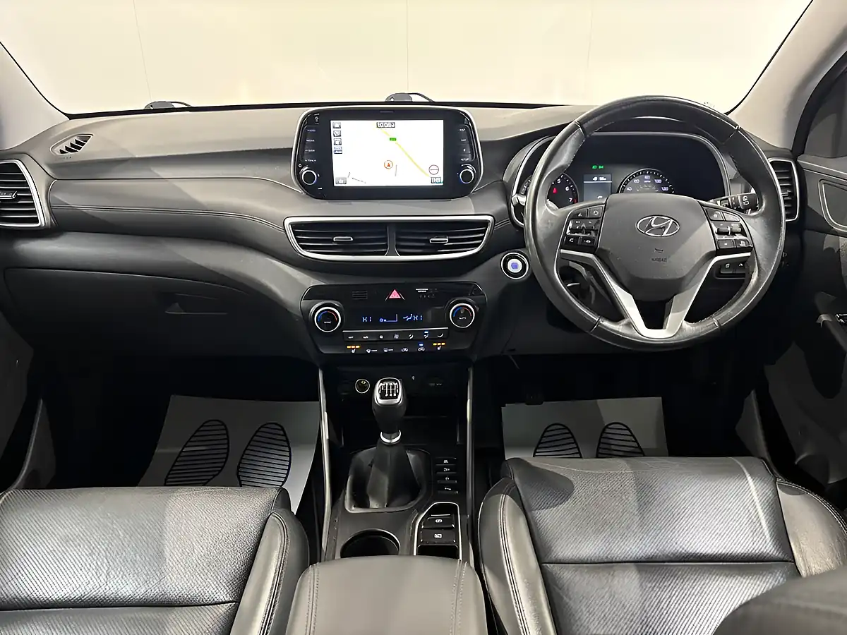 Used 2018 Hyundai Tucson Premium White - Interior and Exterior details 12