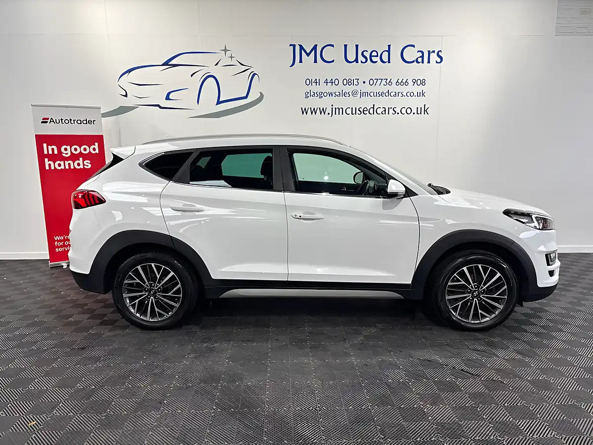 Used 2018 Hyundai Tucson Premium White - Interior and Exterior details 4