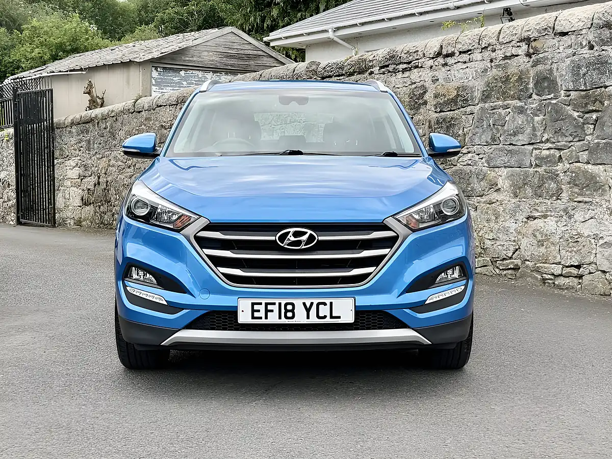 Used 2018 Hyundai Tucson Se Blue - Interior and Exterior details 2