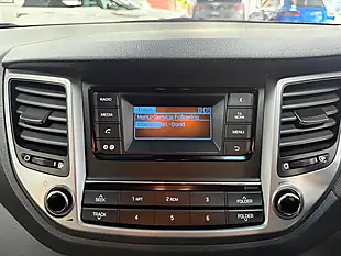 Used 2018 Hyundai Tucson Se Blue - Interior and Exterior details 18