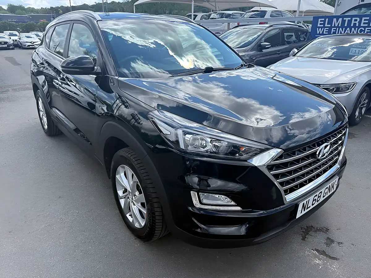 Used 2018 Hyundai Tucson Se Edition Black - Interior and Exterior details 11