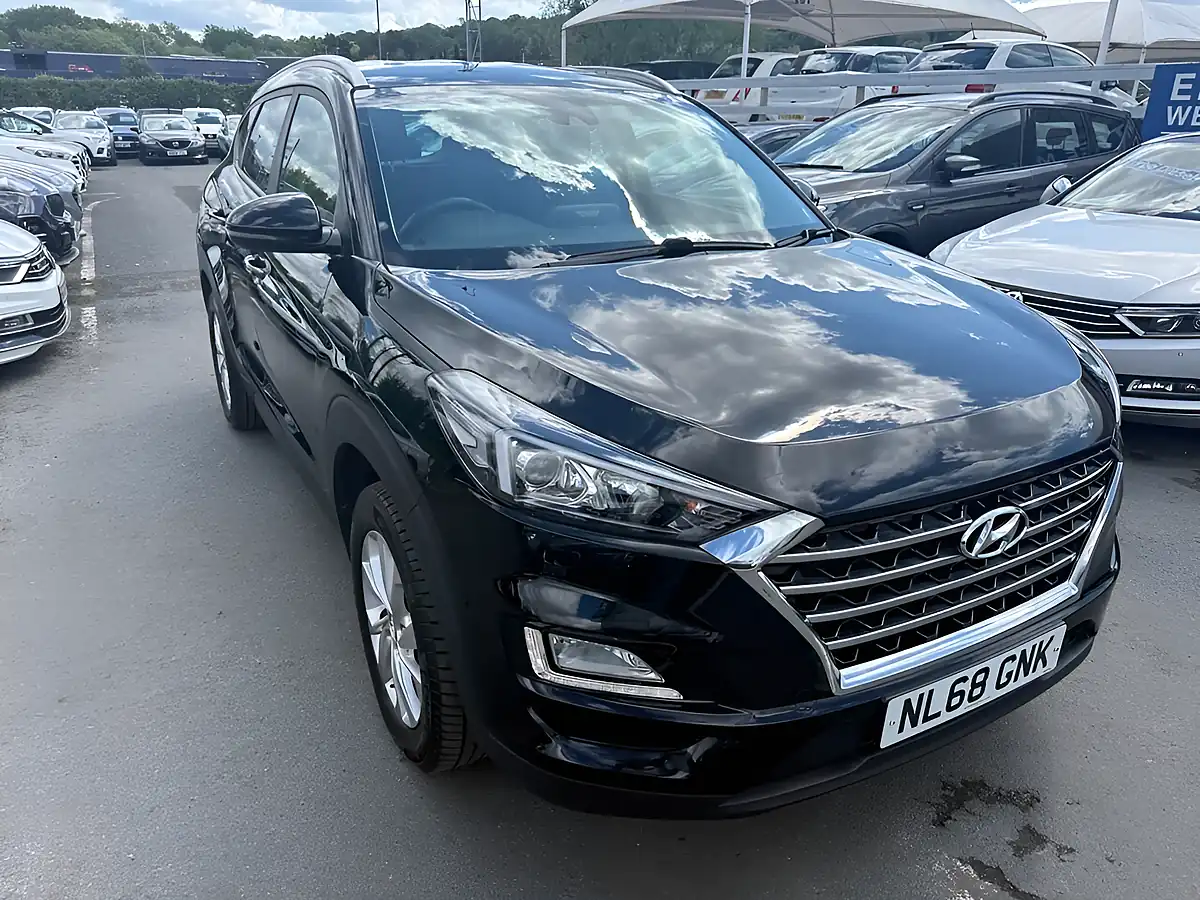 Used 2018 Hyundai Tucson Se Edition Black - Interior and Exterior details 12