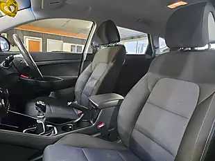 Used 2018 Hyundai Tucson Se Nav Black - Interior and Exterior details 10