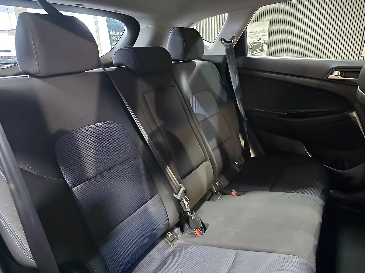 Used 2018 Hyundai Tucson Se Nav Black - Interior and Exterior details 16