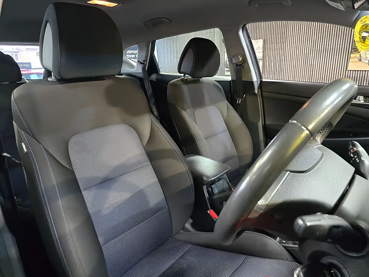 Used 2018 Hyundai Tucson Se Nav Black - Interior and Exterior details 19