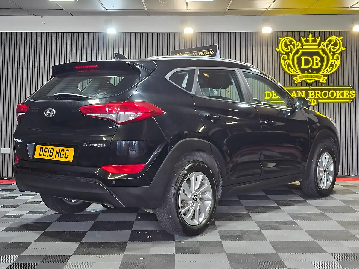 Used 2018 Hyundai Tucson Se Nav Black - Interior and Exterior details 3