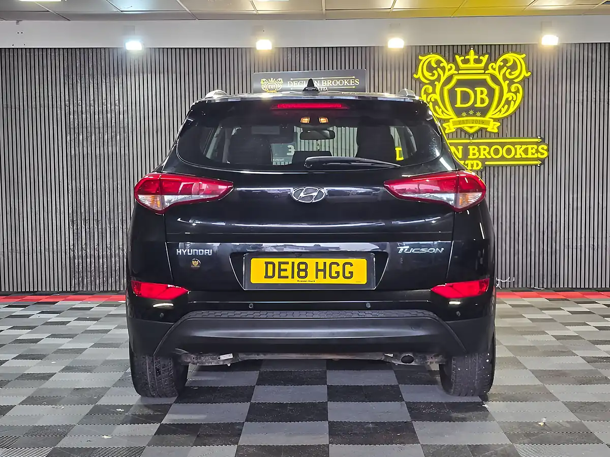 Used 2018 Hyundai Tucson Se Nav Black - Interior and Exterior details 4