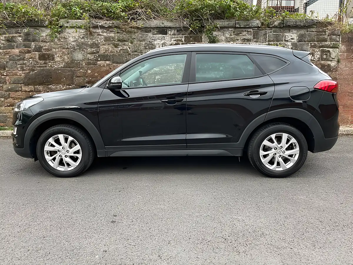 Used 2018 Hyundai Tucson Se Nav Black - Interior and Exterior details 4
