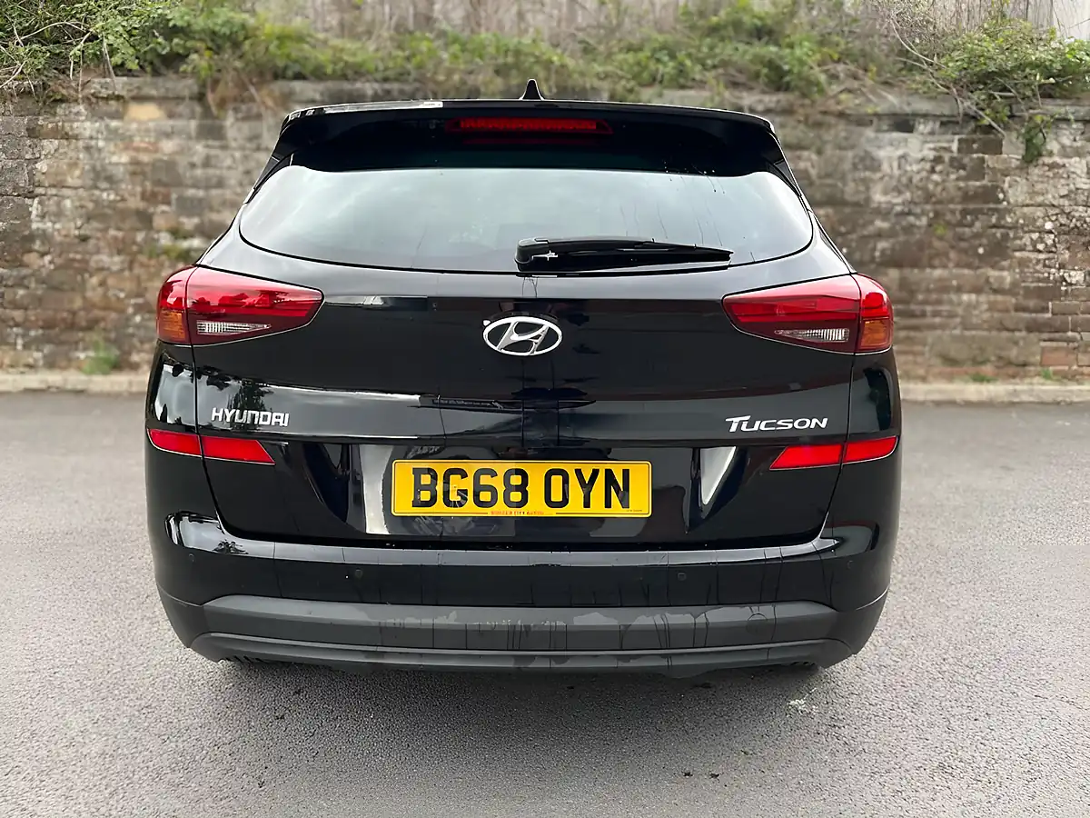 Used 2018 Hyundai Tucson Se Nav Black - Interior and Exterior details 6