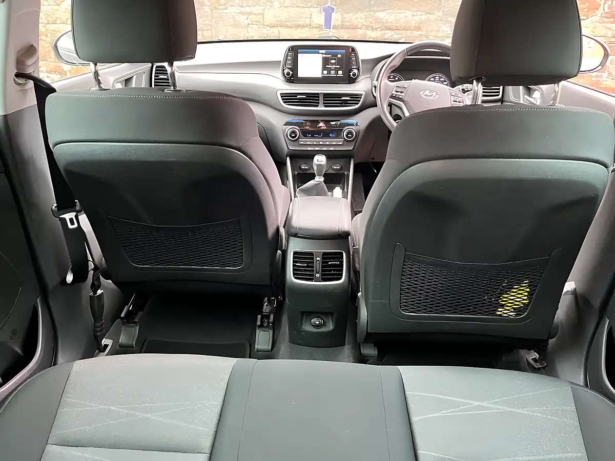 Used 2018 Hyundai Tucson Se Nav Black - Interior and Exterior details 9