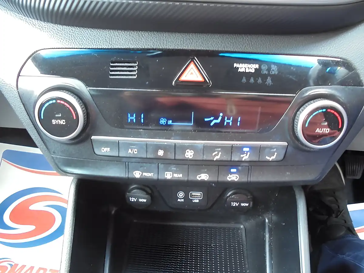Used 2018 Hyundai Tucson Se Nav Black - Interior and Exterior details 13
