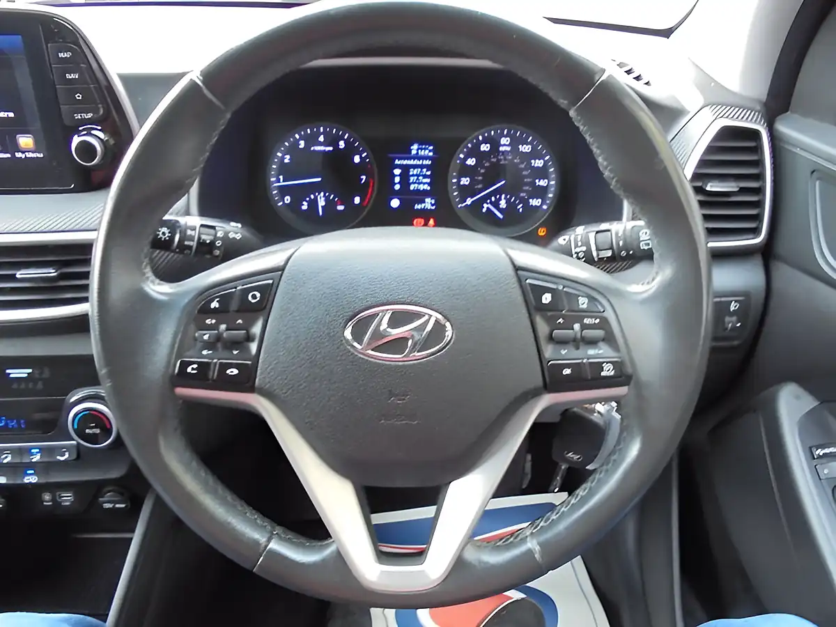 Used 2018 Hyundai Tucson Se Nav Black - Interior and Exterior details 9
