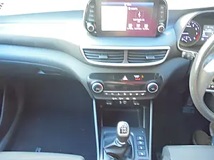 Used 2018 Hyundai Tucson Se Nav Black - Interior and Exterior details 13