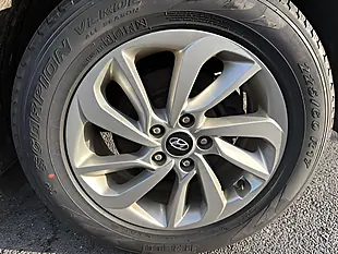 Used 2018 Hyundai Tucson Se Nav Black - Interior and Exterior details 10