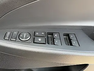 Used 2018 Hyundai Tucson Se Nav Black - Interior and Exterior details 14