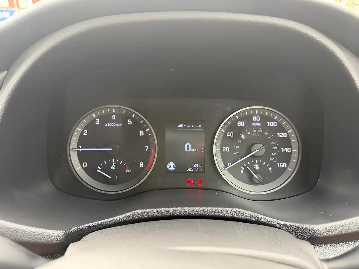 Used 2018 Hyundai Tucson Se Nav Black - Interior and Exterior details 13